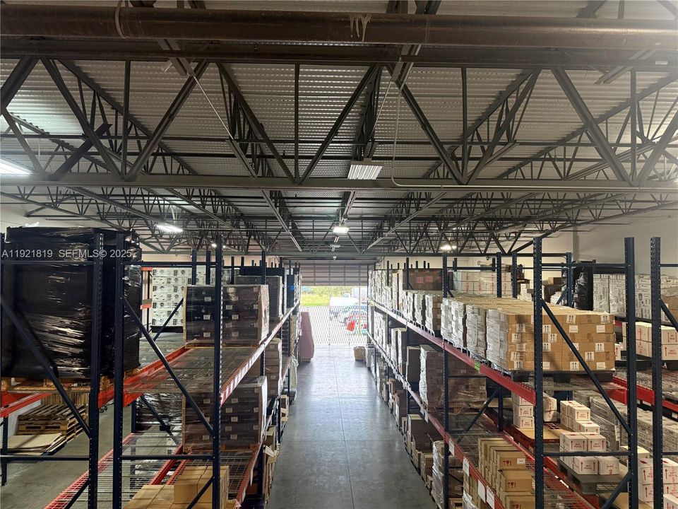 На продажу: $4,000,000 (0 спален, 0 ванн, 0 Квадратных фут)