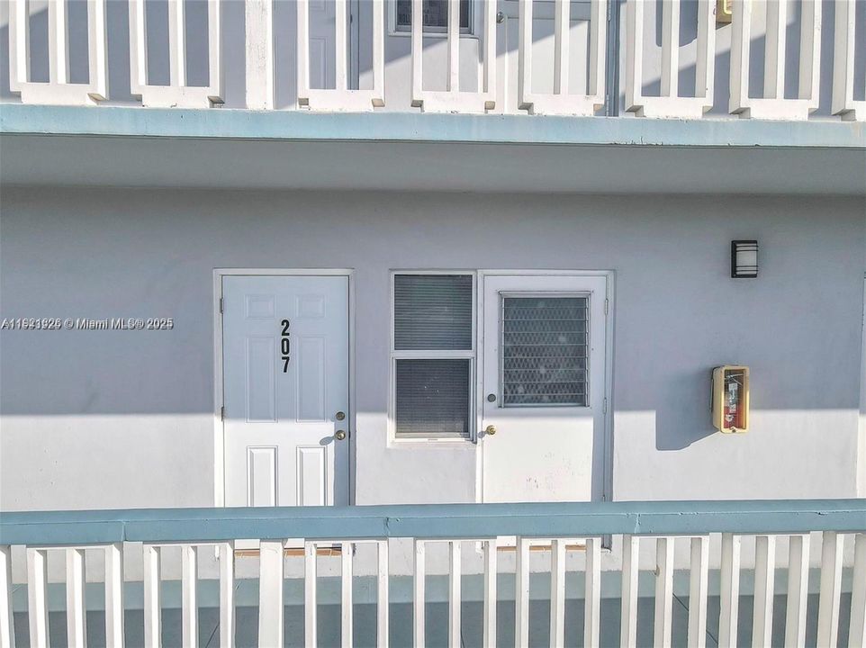 En Venta: $125,000 (1 camas, 1 baños, 703 Pies cuadrados)