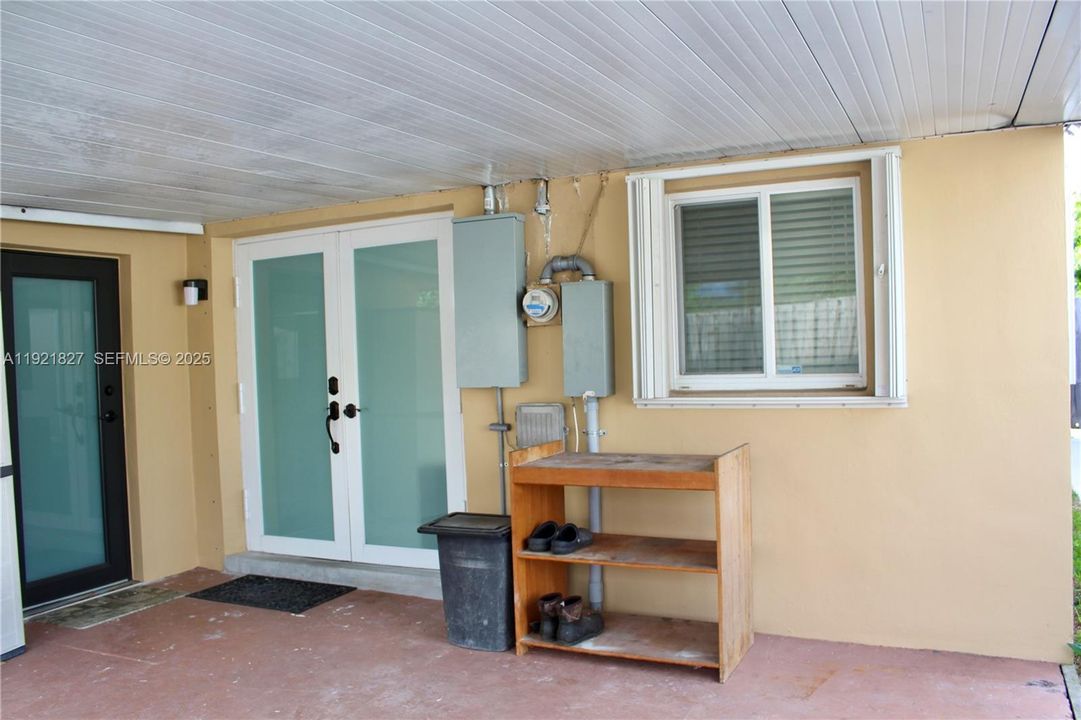 待售: $440,000 (3 贝兹, 2 浴室, 1100 平方英尺)