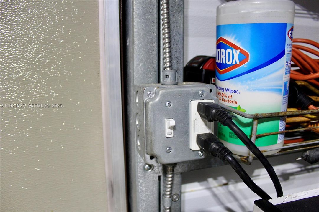 待售: $440,000 (3 贝兹, 2 浴室, 1100 平方英尺)