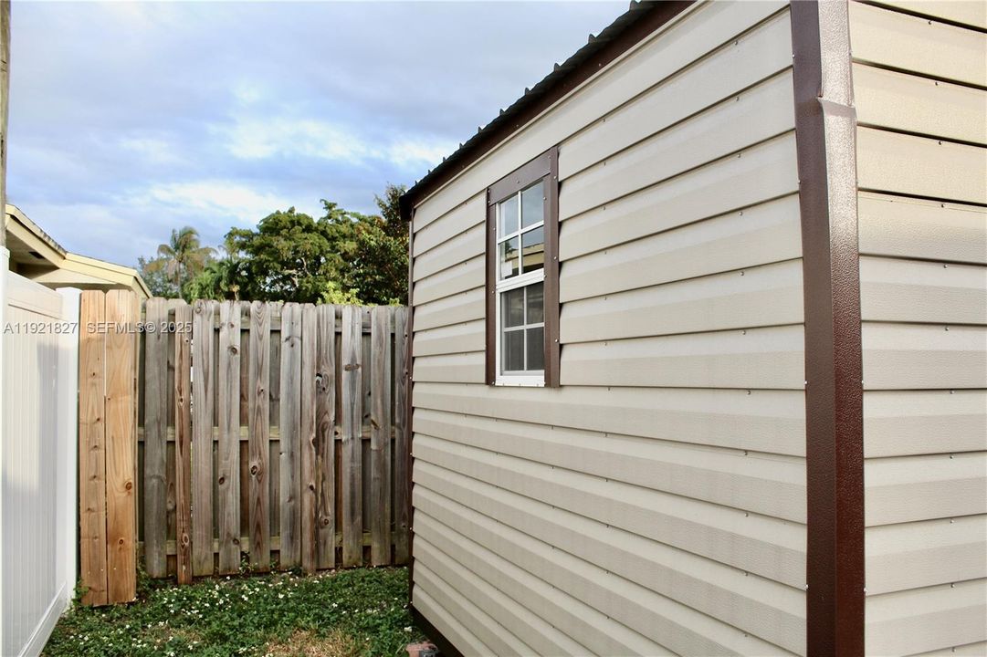 待售: $440,000 (3 贝兹, 2 浴室, 1100 平方英尺)