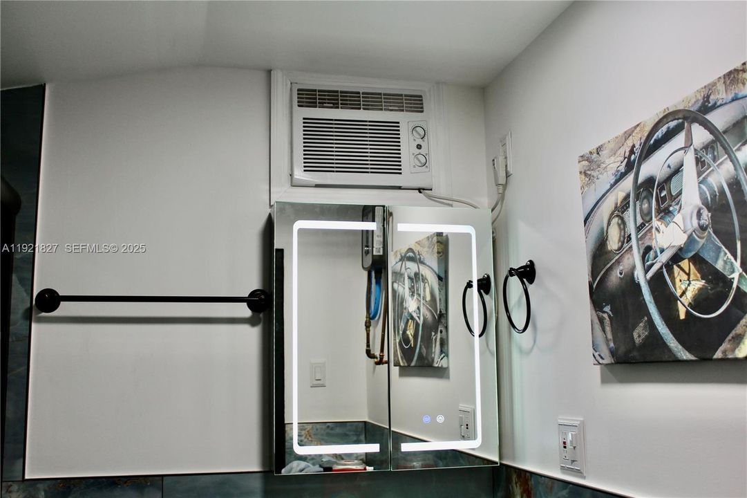 待售: $440,000 (3 贝兹, 2 浴室, 1100 平方英尺)