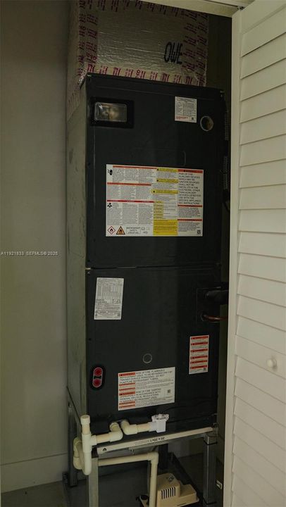 待售: $585,000 (4 贝兹, 2 浴室, 0 平方英尺)