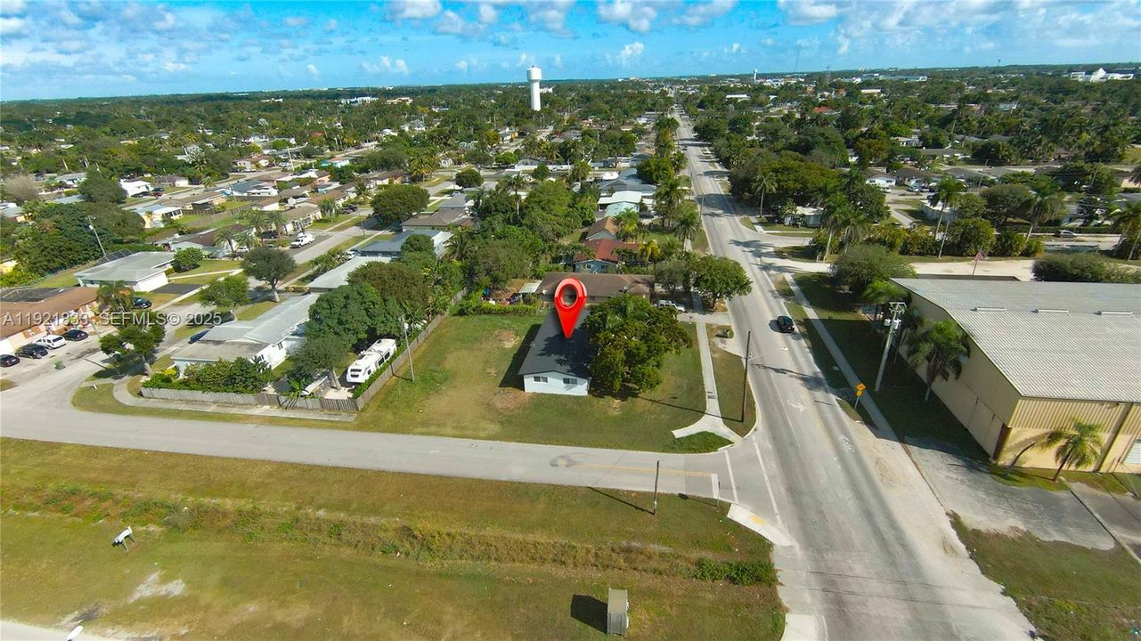 待售: $585,000 (4 贝兹, 2 浴室, 0 平方英尺)