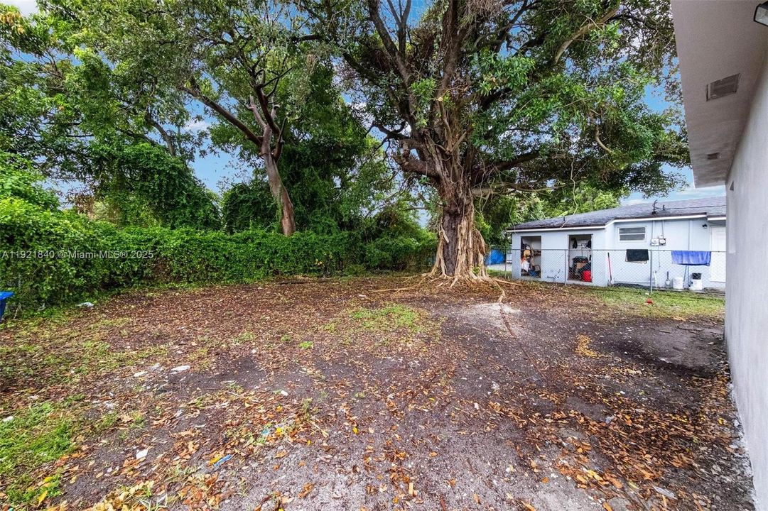 На продажу: $499,000 (3 спален, 2 ванн, 1010 Квадратных фут)