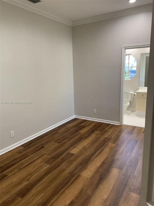 For Rent: $6,200 (3 beds, 3 baths, 2121 Square Feet)