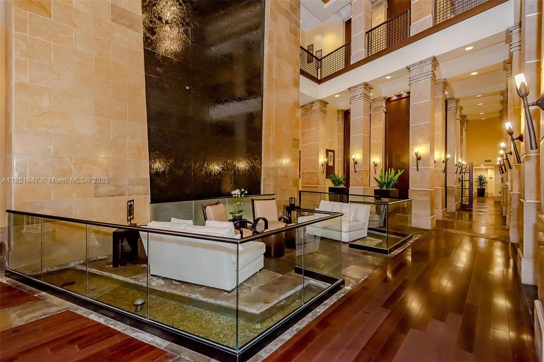 For Rent: $4,350 (1 beds, 1 baths, 1798 Square Feet)