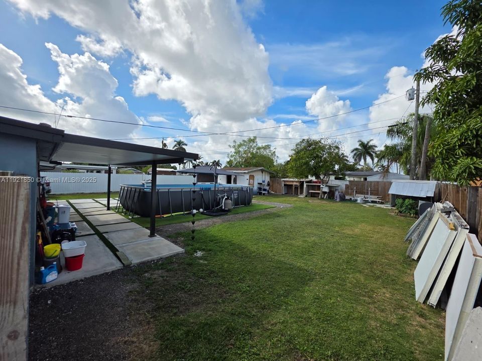 For Sale: $669,000 (4 beds, 3 baths, 1674 Square Feet)