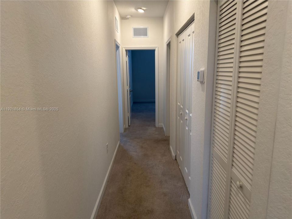 For Rent: $3,900 (4 beds, 2 baths, 1820 Square Feet)