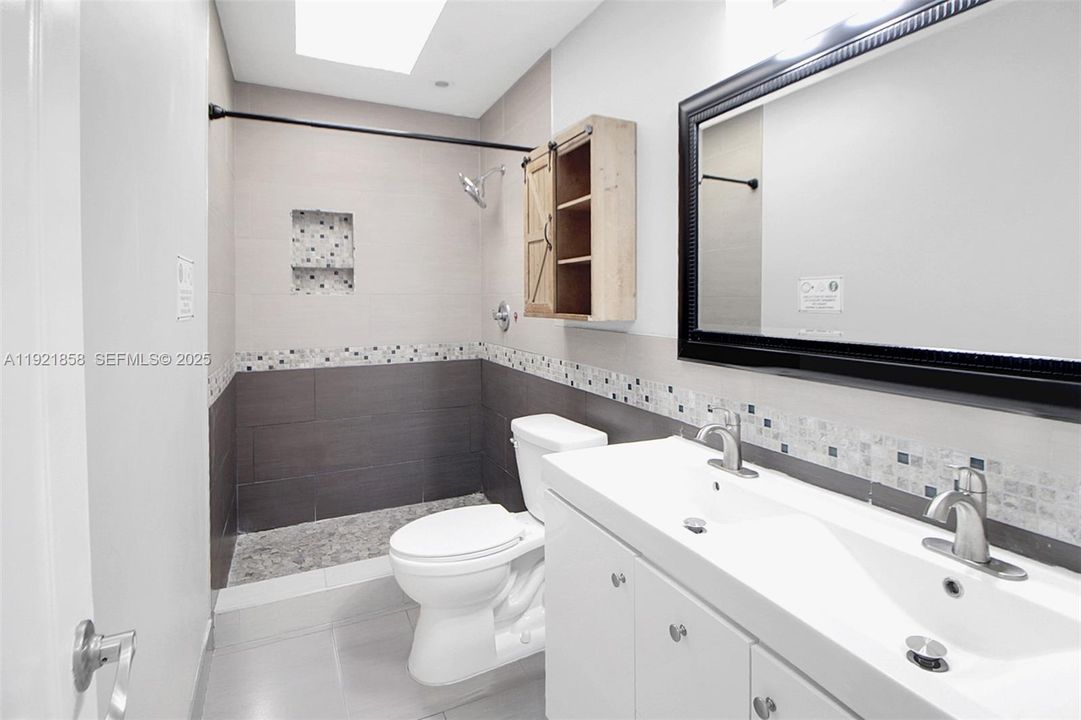 For Rent: $4,400 (4 beds, 2 baths, 2196 Square Feet)