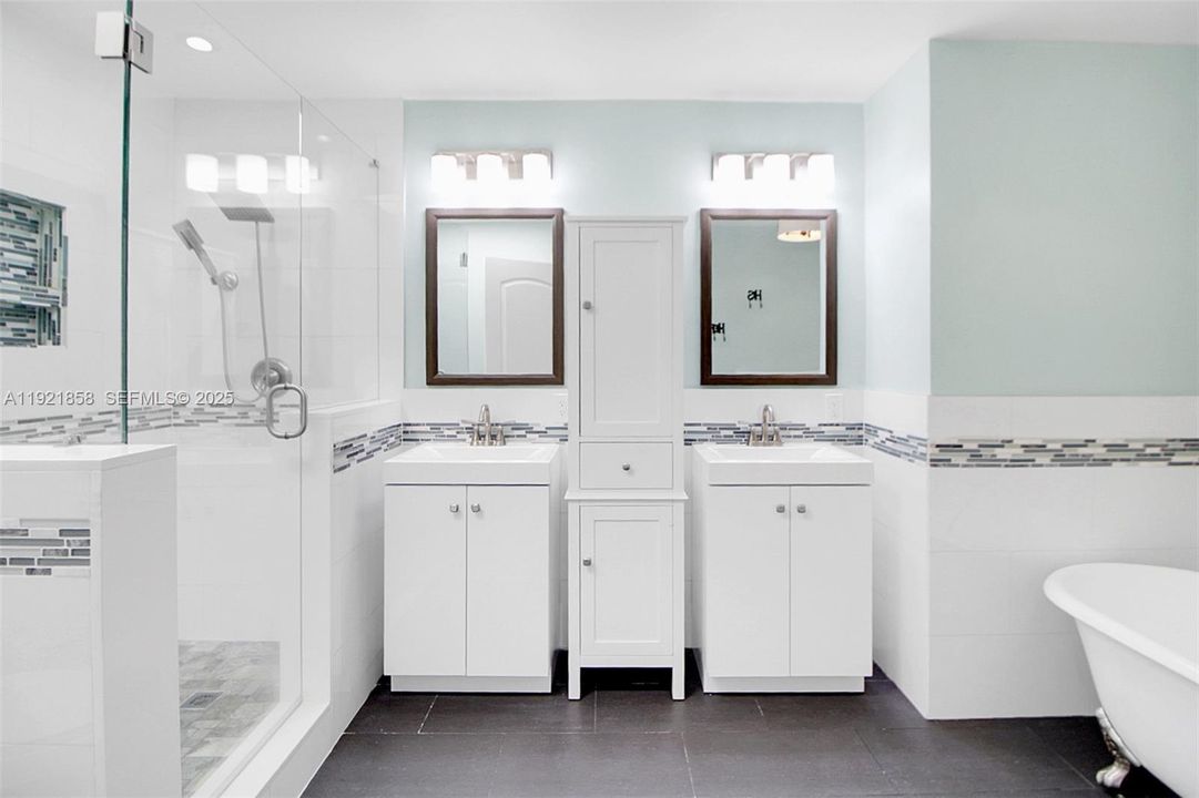 For Rent: $4,400 (4 beds, 2 baths, 2196 Square Feet)