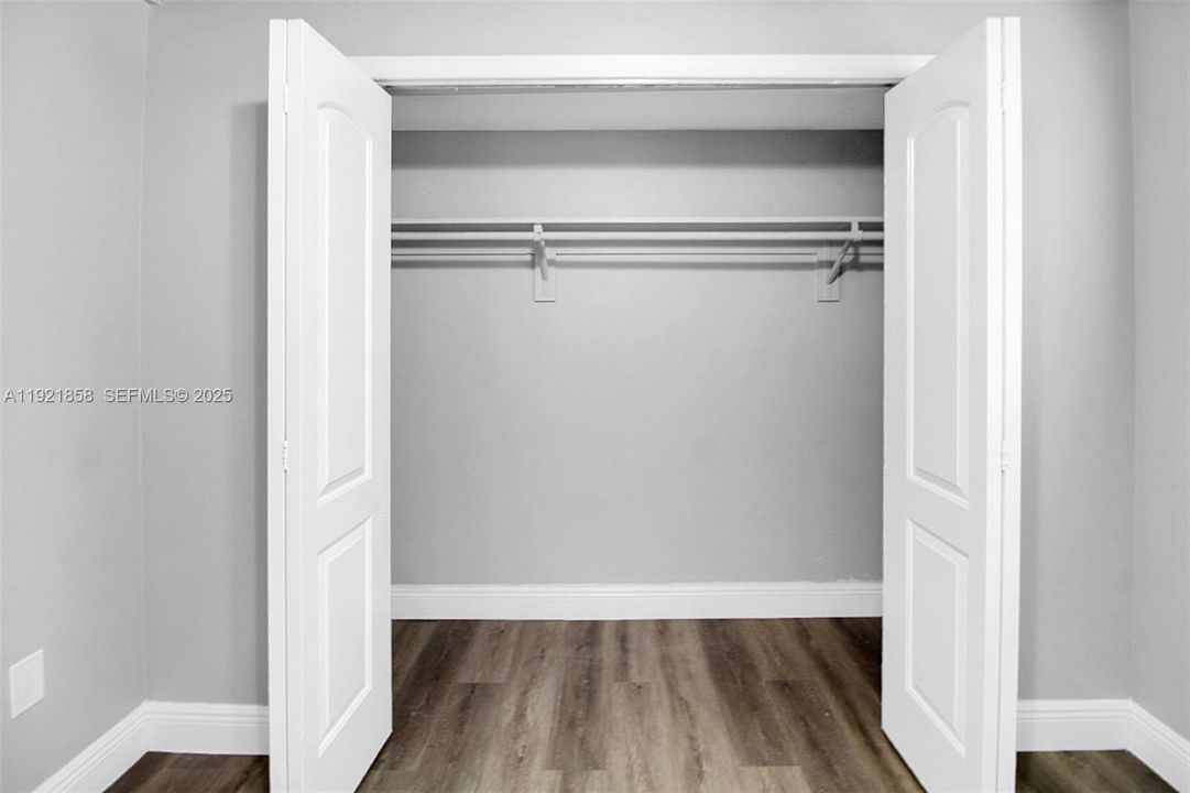 For Rent: $4,400 (4 beds, 2 baths, 2196 Square Feet)