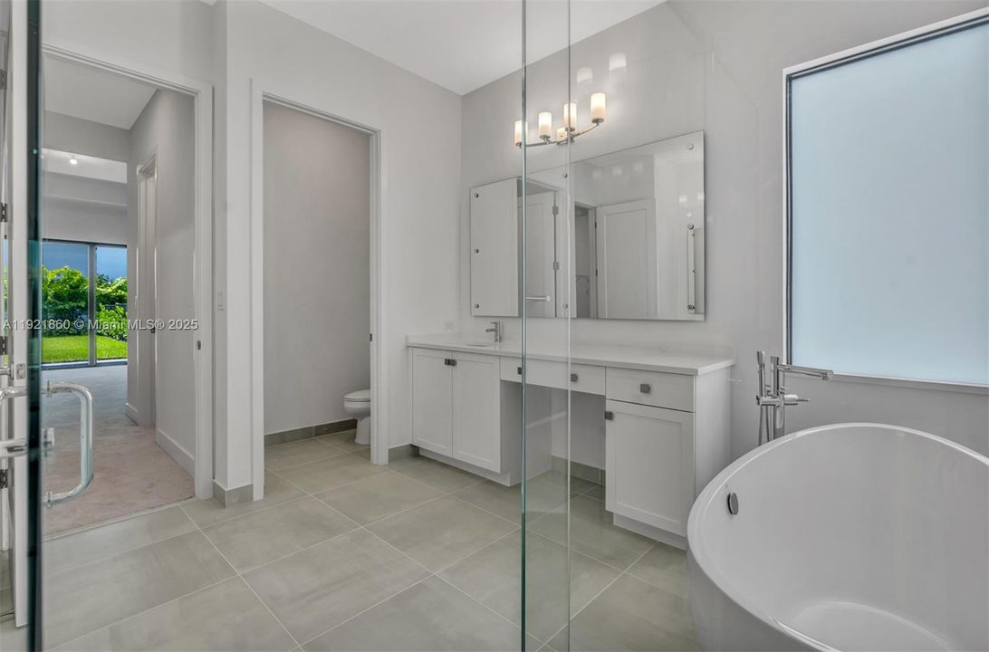 For Sale: $1,869,000 (4 beds, 4 baths, 3282 Square Feet)