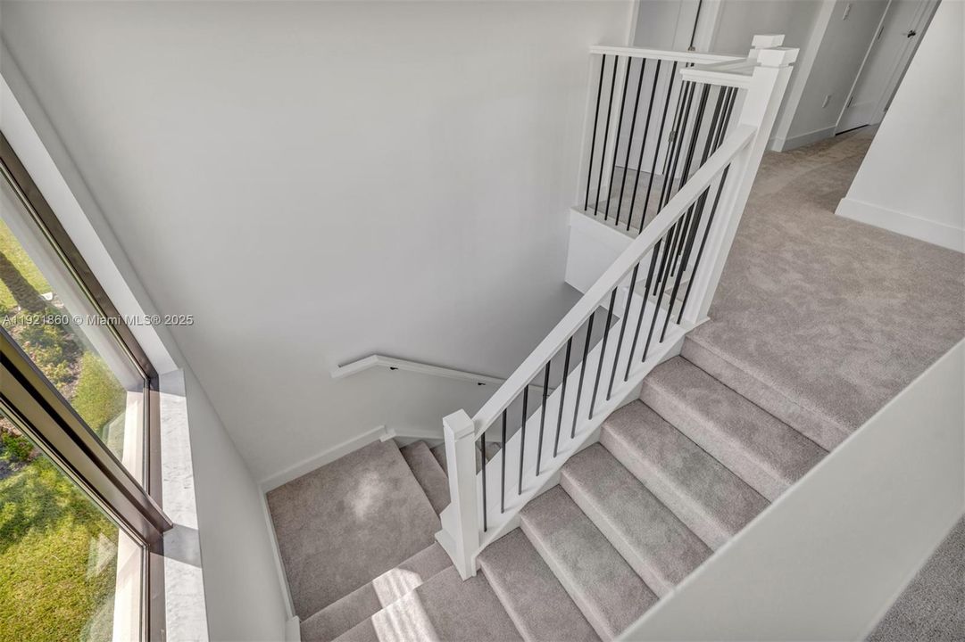 For Sale: $1,869,000 (4 beds, 4 baths, 3282 Square Feet)