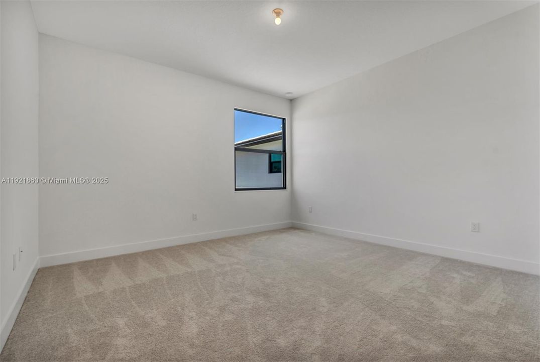 For Sale: $1,869,000 (4 beds, 4 baths, 3282 Square Feet)