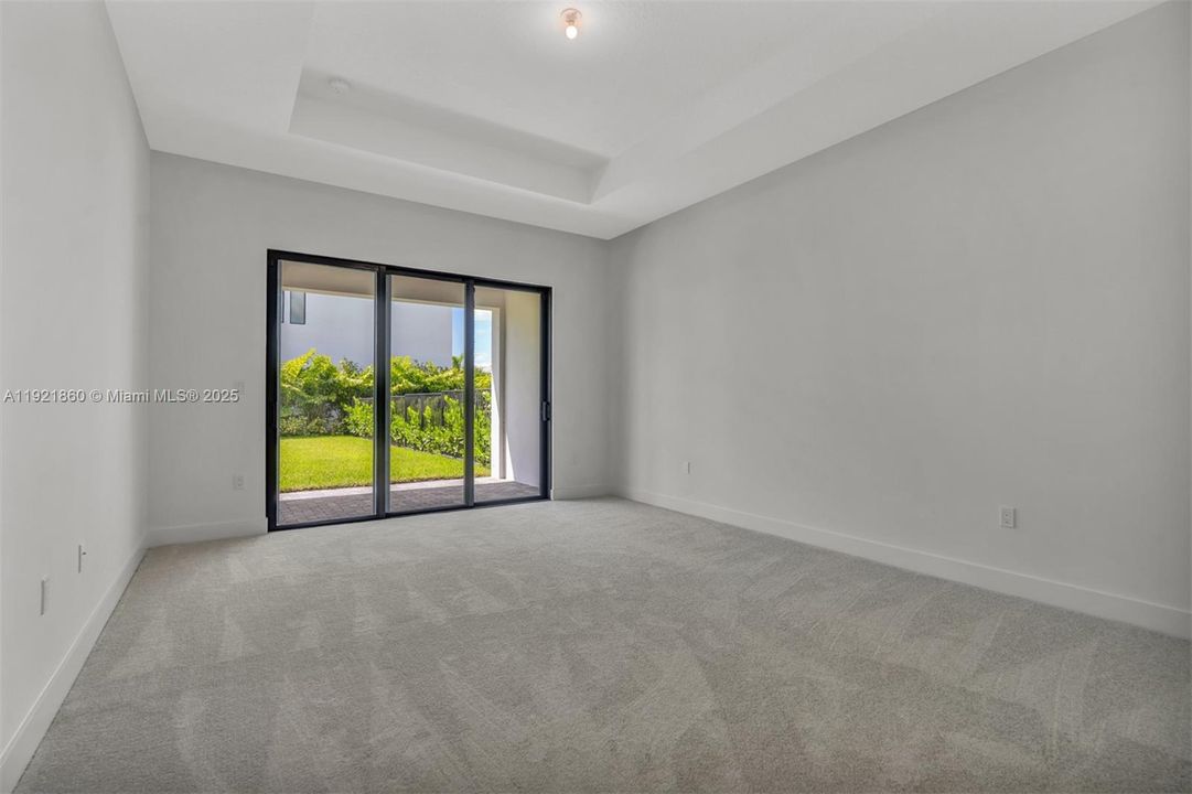 For Sale: $1,869,000 (4 beds, 4 baths, 3282 Square Feet)