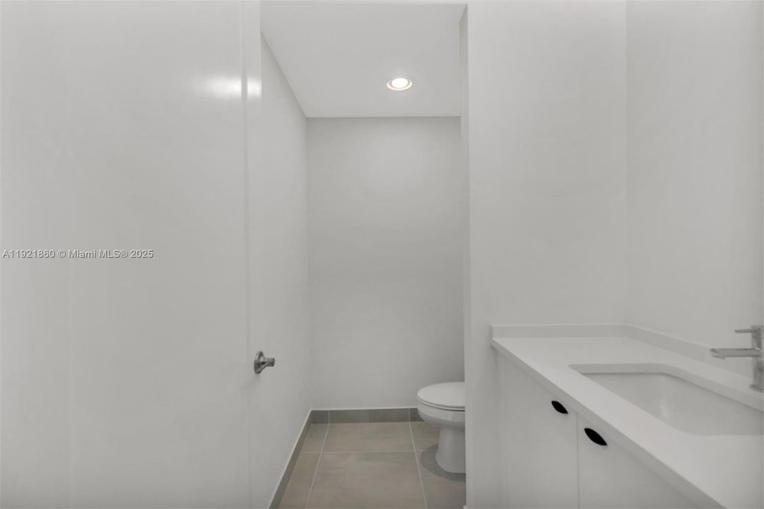 For Sale: $1,869,000 (4 beds, 4 baths, 3282 Square Feet)