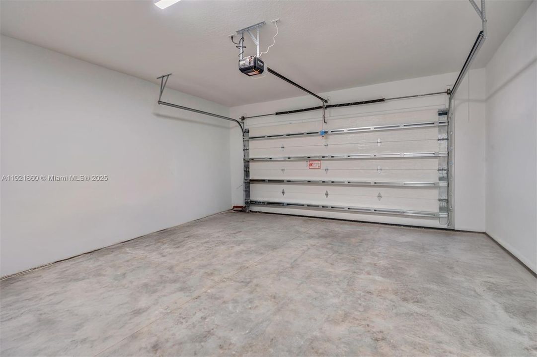 For Sale: $1,869,000 (4 beds, 4 baths, 3282 Square Feet)