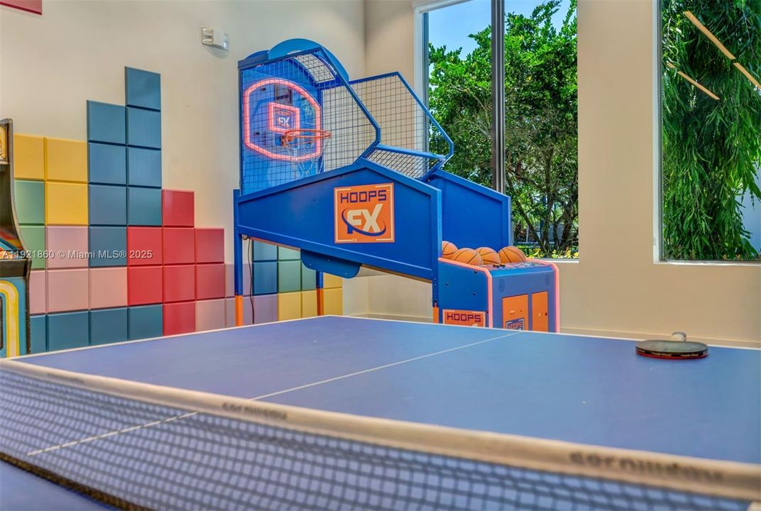 For Sale: $1,869,000 (4 beds, 4 baths, 3282 Square Feet)