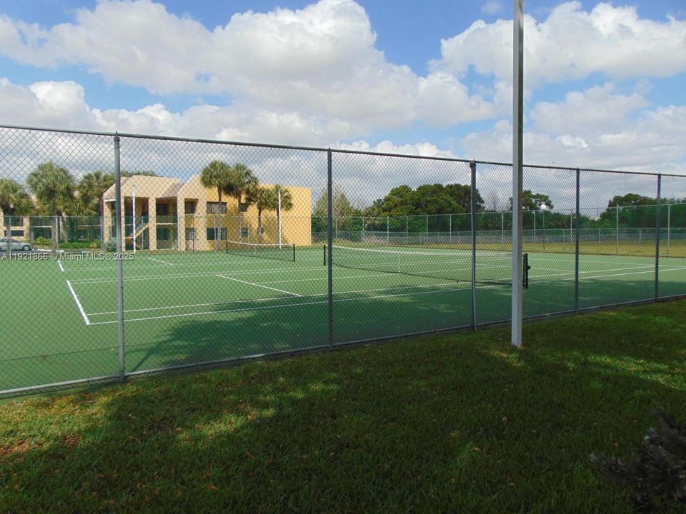 En Renta: $2,150 (2 camas, 2 baños, 909 Pies cuadrados)