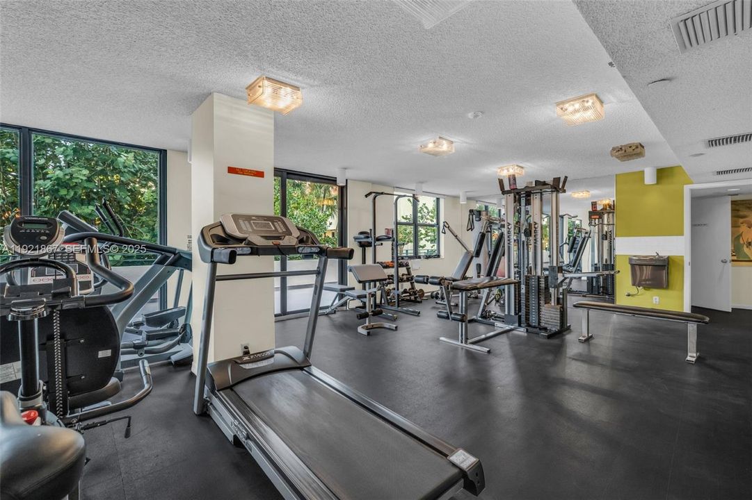 待售: $469,900 (2 贝兹, 2 浴室, 1260 平方英尺)