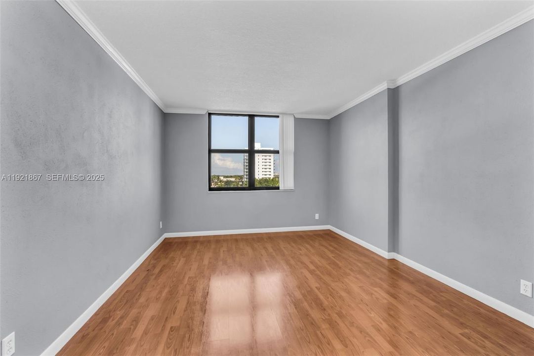 待售: $469,900 (2 贝兹, 2 浴室, 1260 平方英尺)