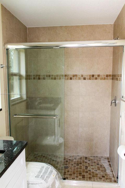 На продажу: $469,000 (4 спален, 3 ванн, 1980 Квадратных фут)