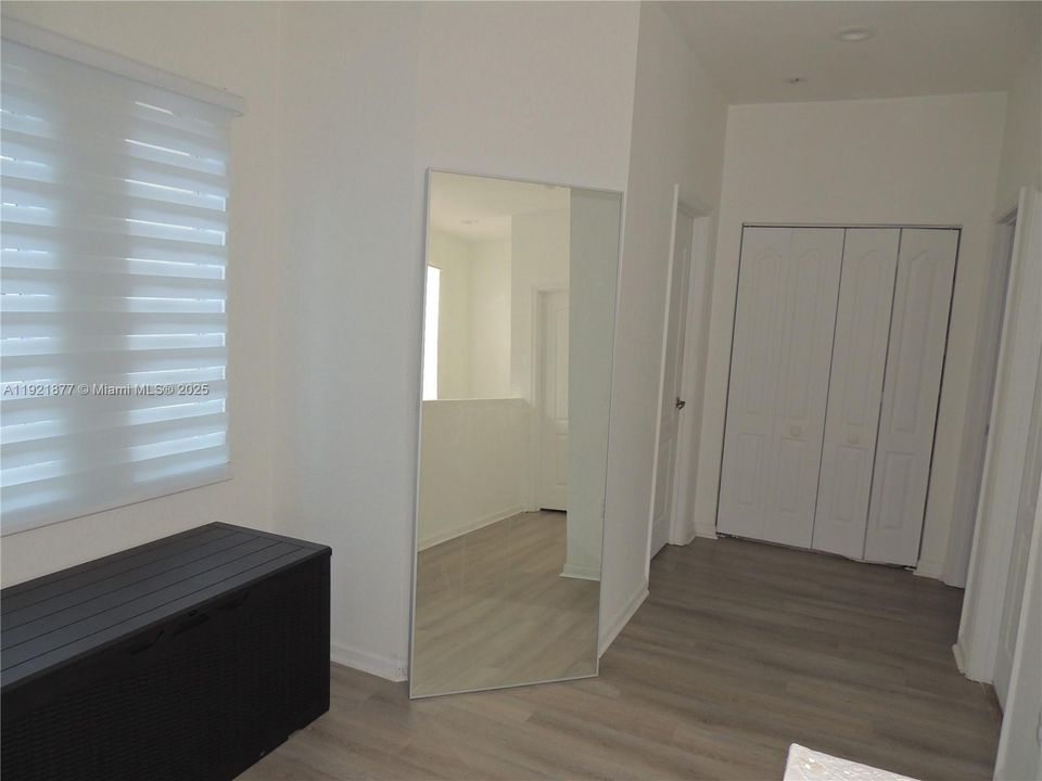 For Sale: $480,000 (3 beds, 2 baths, 2048 Square Feet)