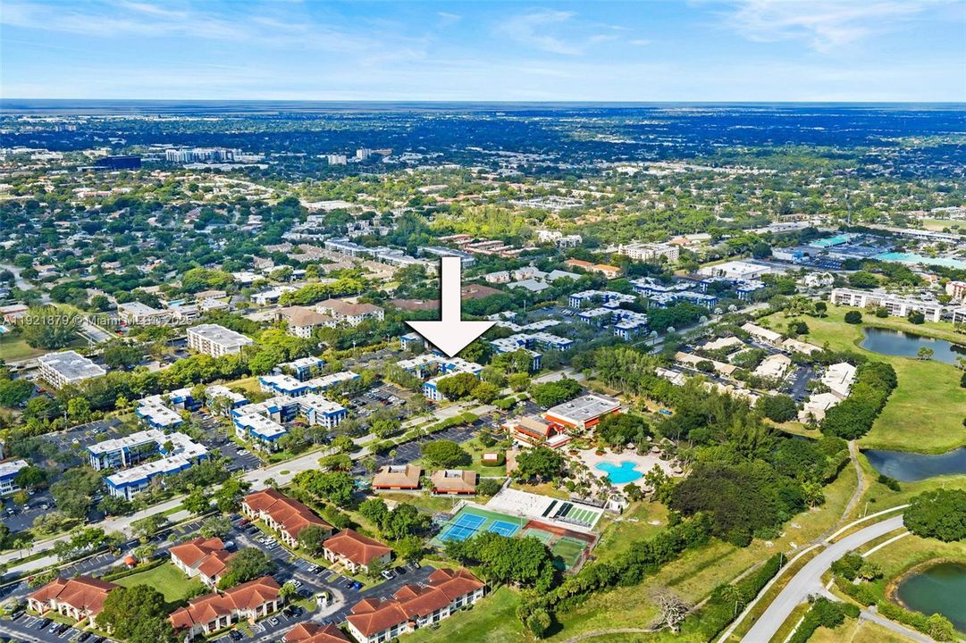 待售: $80,000 (1 贝兹, 1 浴室, 721 平方英尺)