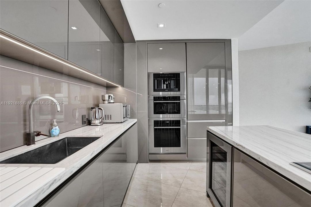 En Venta: $2,650,000 (2 camas, 2 baños, 1296 Pies cuadrados)