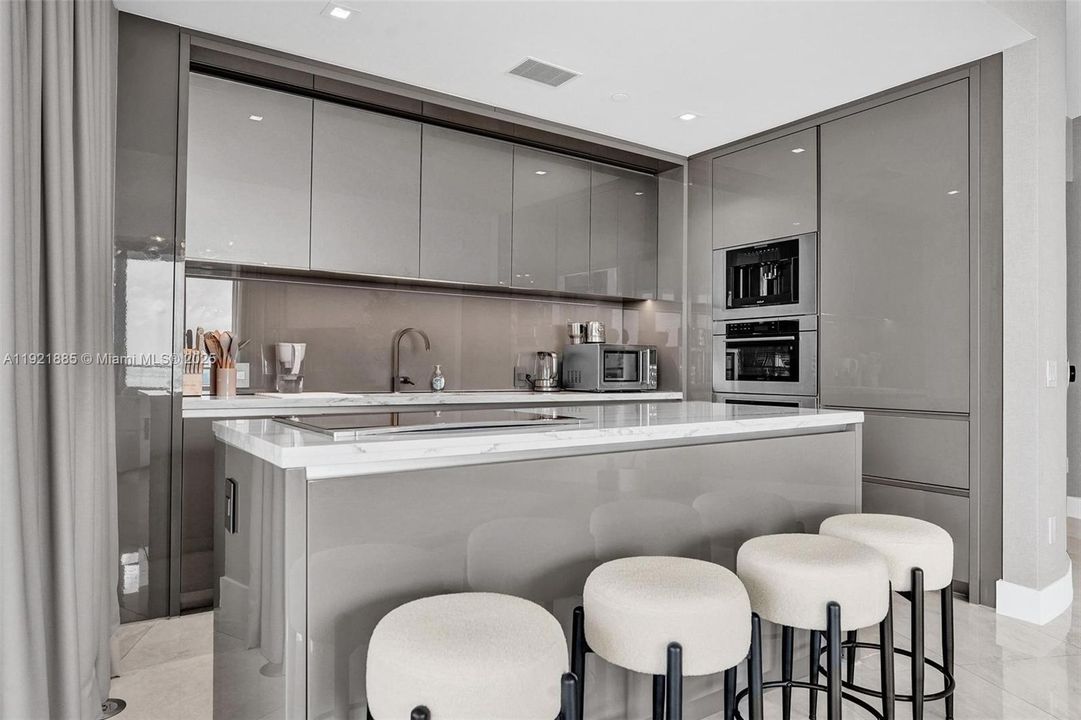 En Venta: $2,650,000 (2 camas, 2 baños, 1296 Pies cuadrados)