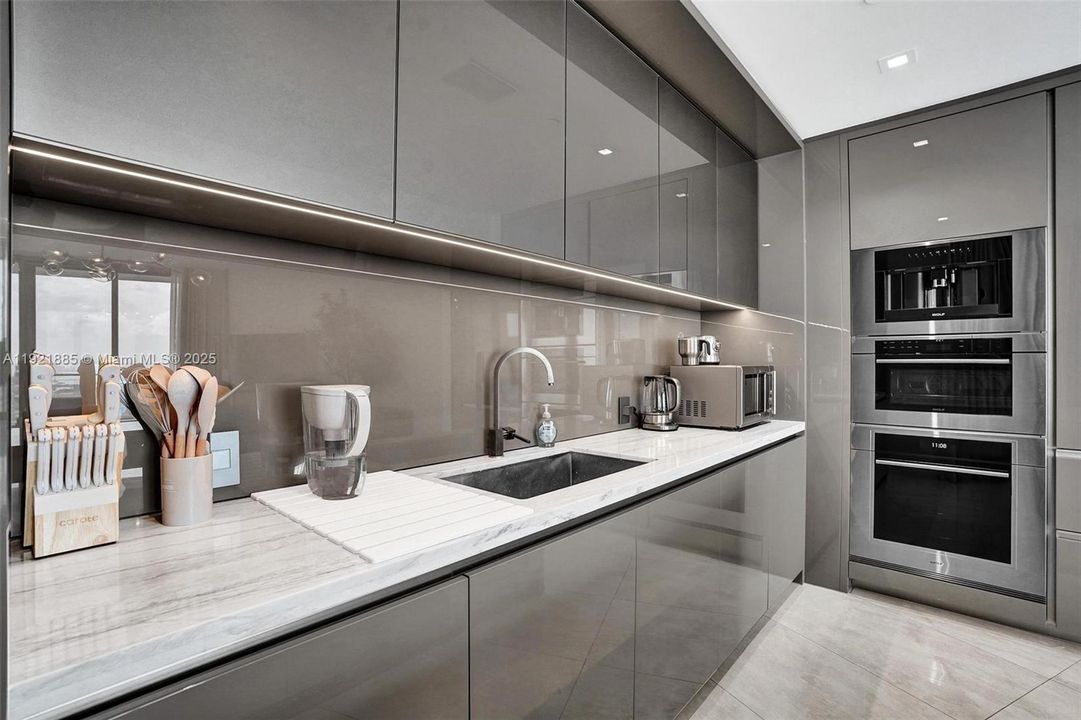 En Venta: $2,650,000 (2 camas, 2 baños, 1296 Pies cuadrados)