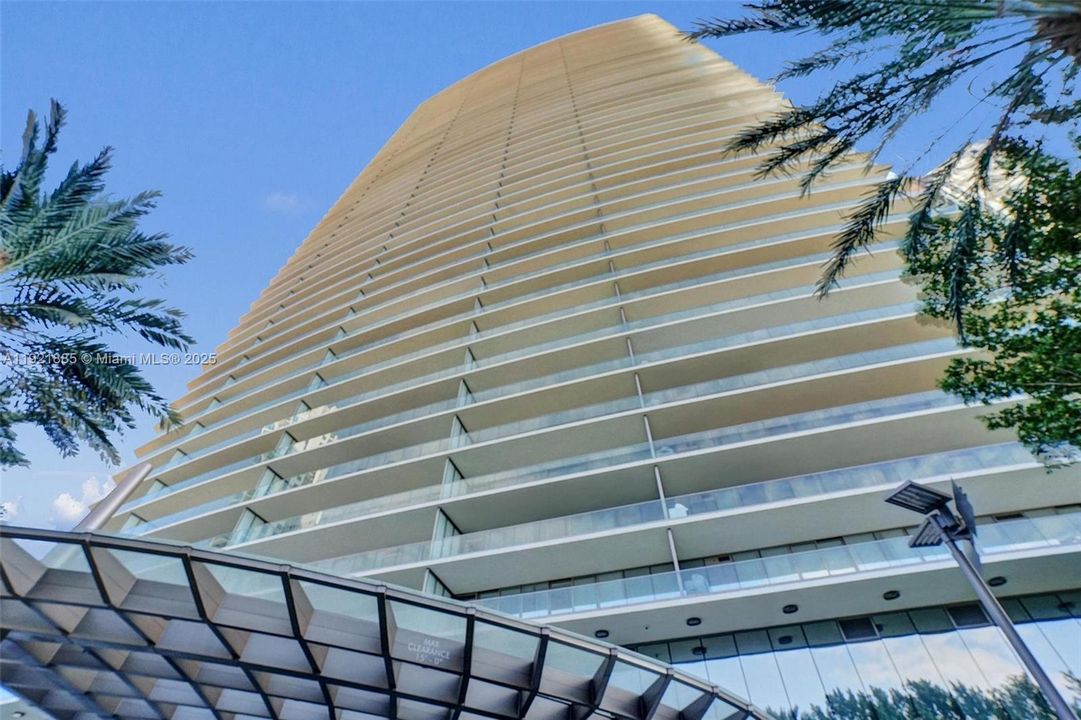 En Venta: $2,650,000 (2 camas, 2 baños, 1296 Pies cuadrados)