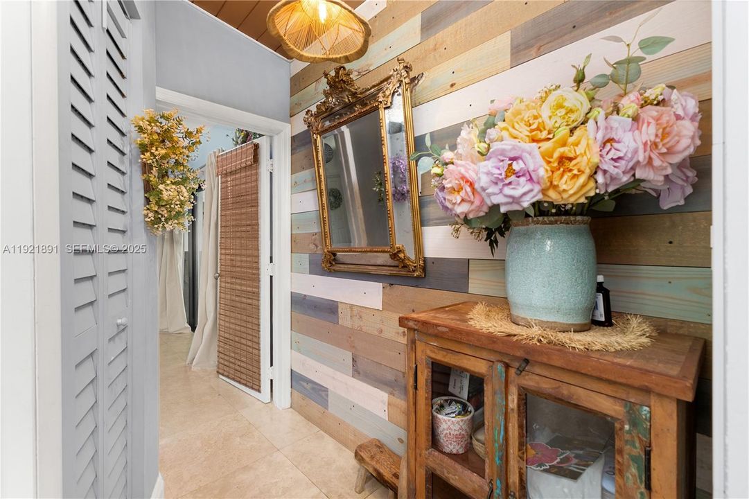 For Sale: $1,500,000 (4 beds, 3 baths, 2534 Square Feet)