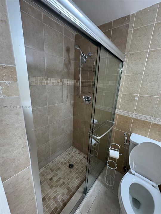 For Rent: $3,500 (3 beds, 2 baths, 1840 Square Feet)