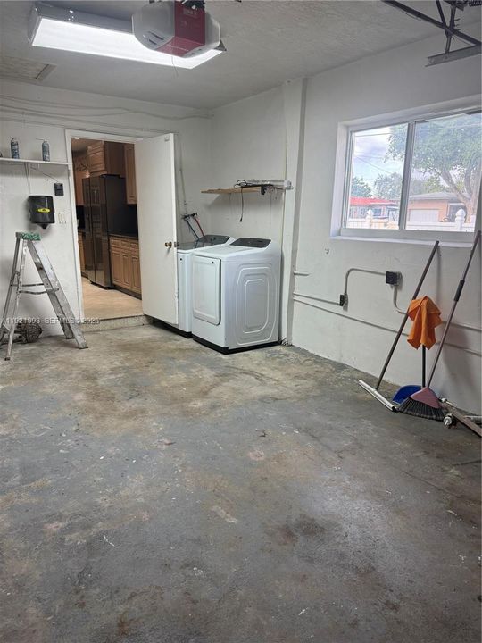 For Rent: $3,500 (3 beds, 2 baths, 1840 Square Feet)