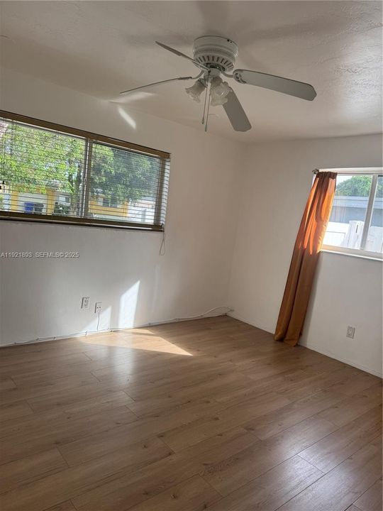 For Rent: $3,500 (3 beds, 2 baths, 1840 Square Feet)