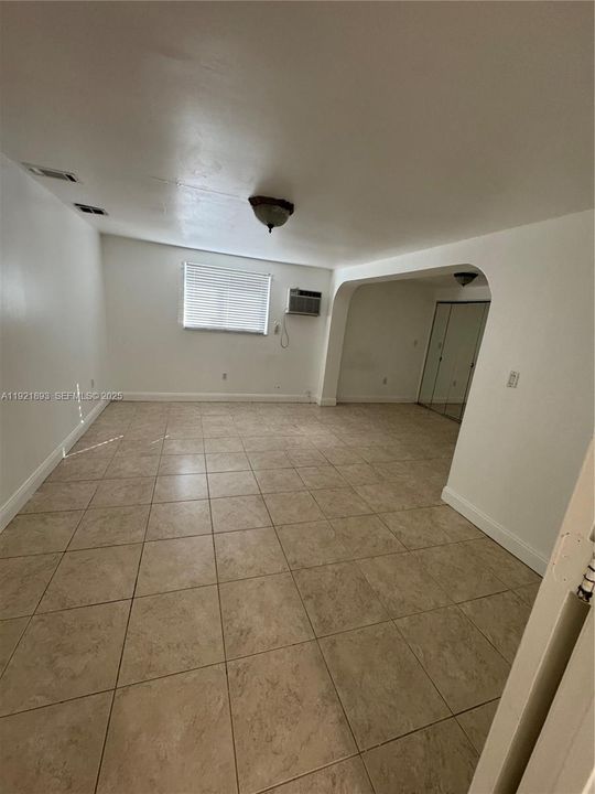 For Rent: $3,500 (3 beds, 2 baths, 1840 Square Feet)