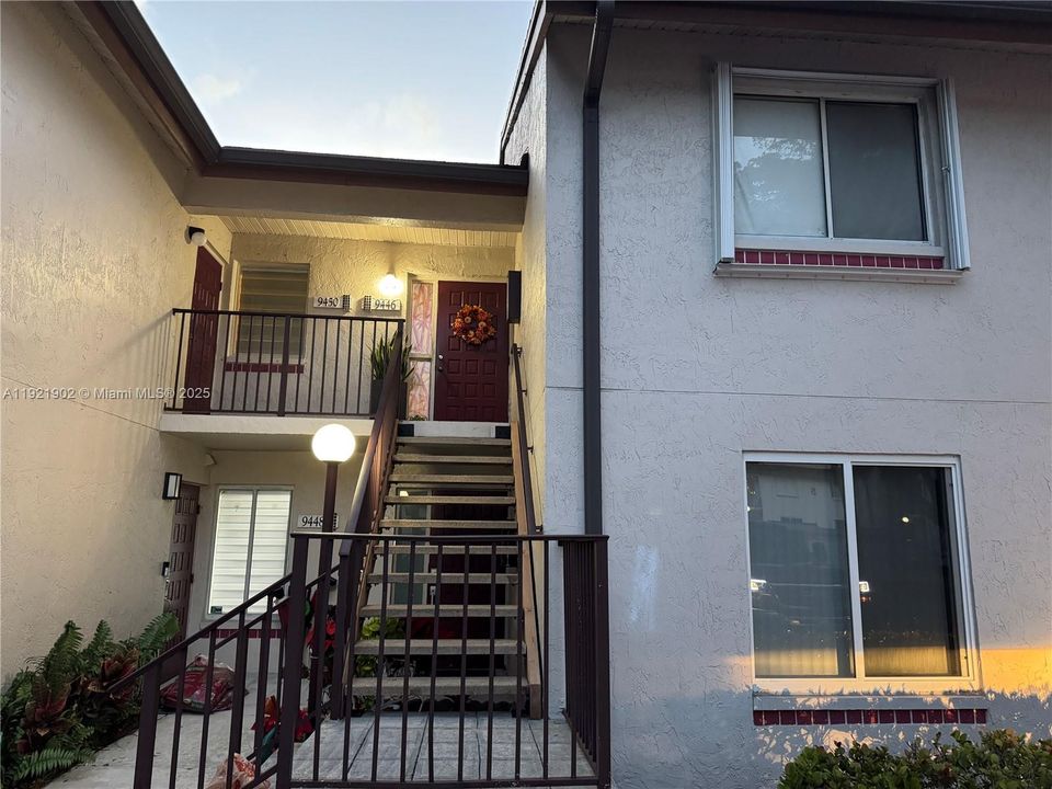 出租: $1,950 (1 贝兹, 1 浴室, 862 平方英尺)