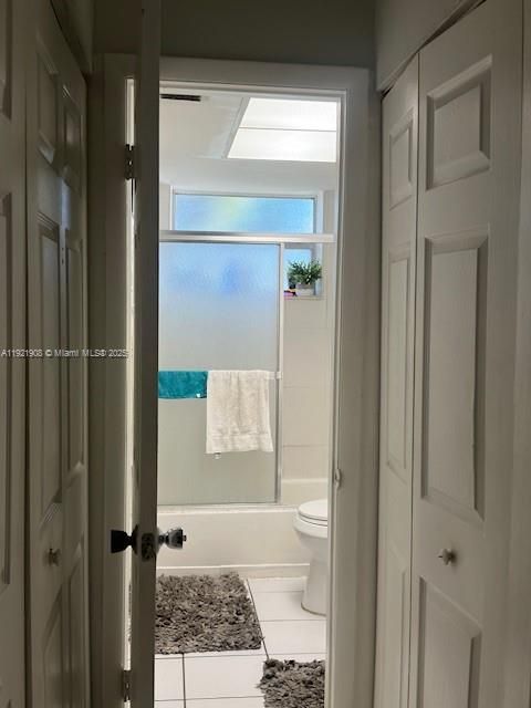 For Sale: $160,000 (1 beds, 1 baths, 813 Square Feet)