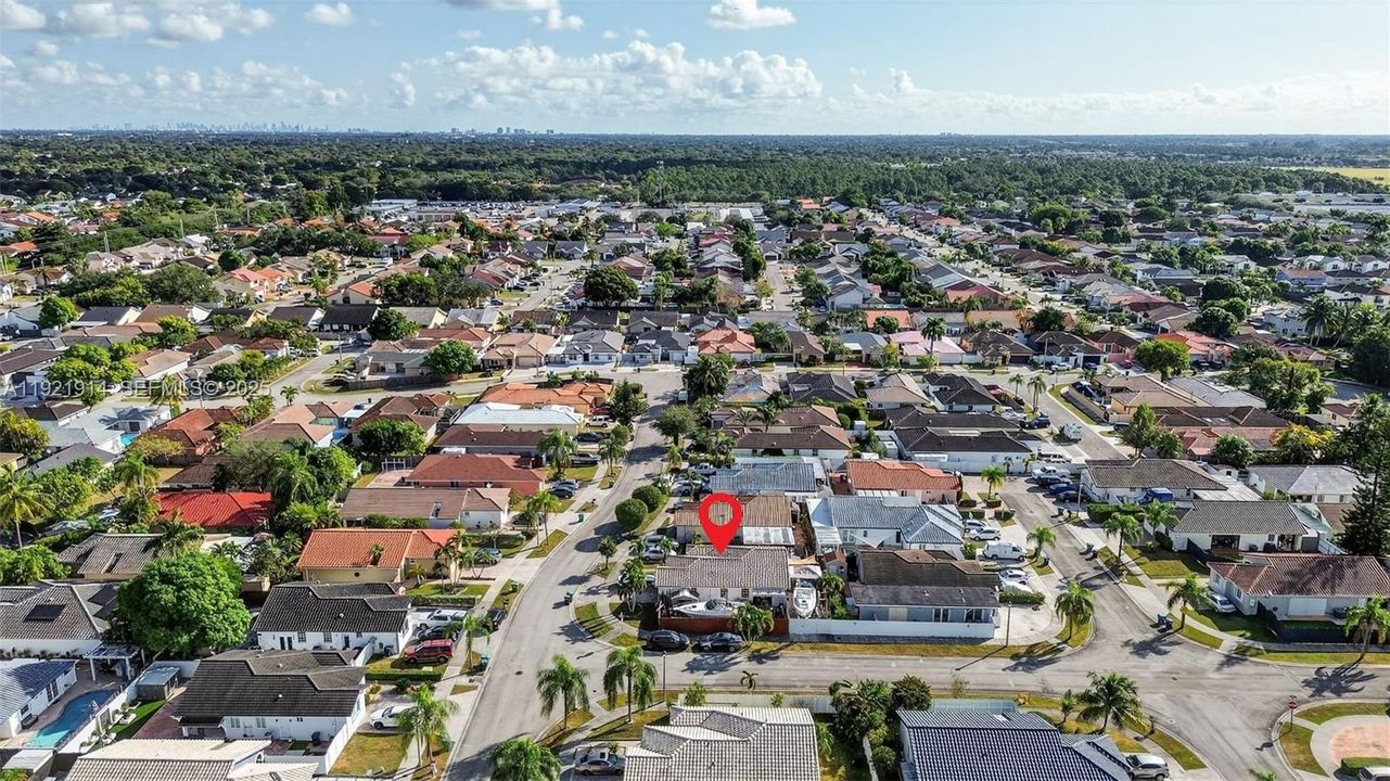 For Rent: $3,500 (2 beds, 1 baths, 1453 Square Feet)