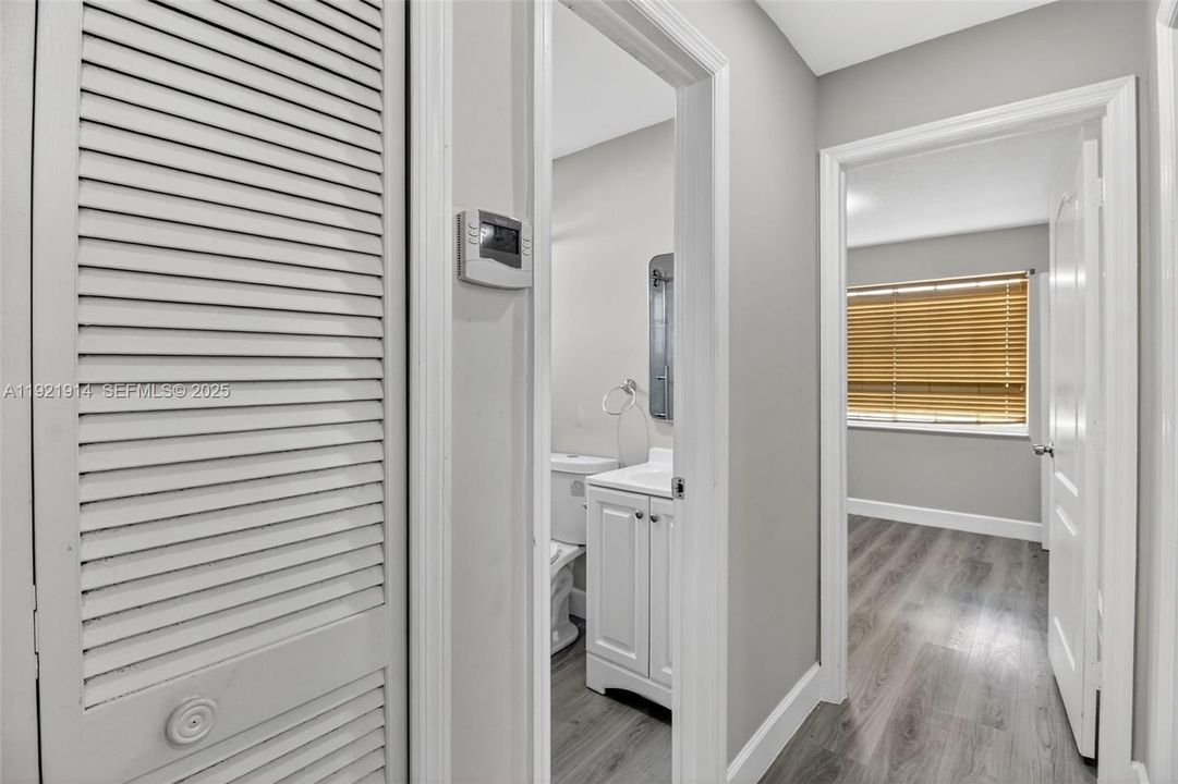 For Rent: $3,500 (2 beds, 1 baths, 1453 Square Feet)