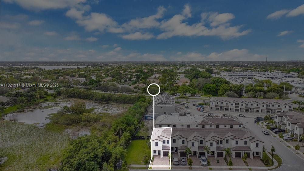 For Rent: $3,800 (3 beds, 2 baths, 1684 Square Feet)