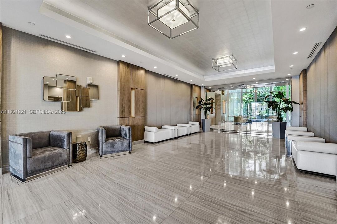 En Venta: $2,150,000 (3 camas, 3 baños, 3173 Pies cuadrados)