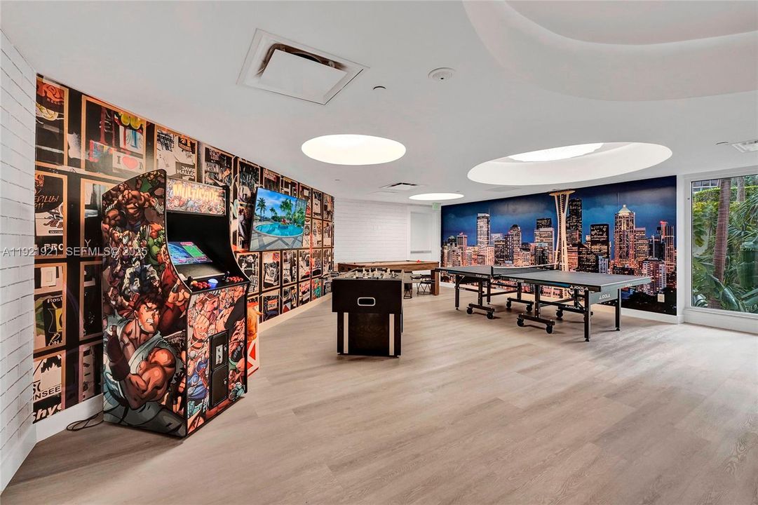 En Venta: $2,150,000 (3 camas, 3 baños, 3173 Pies cuadrados)