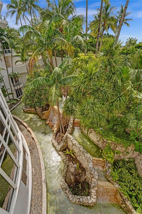 En Venta: $2,150,000 (3 camas, 3 baños, 3173 Pies cuadrados)