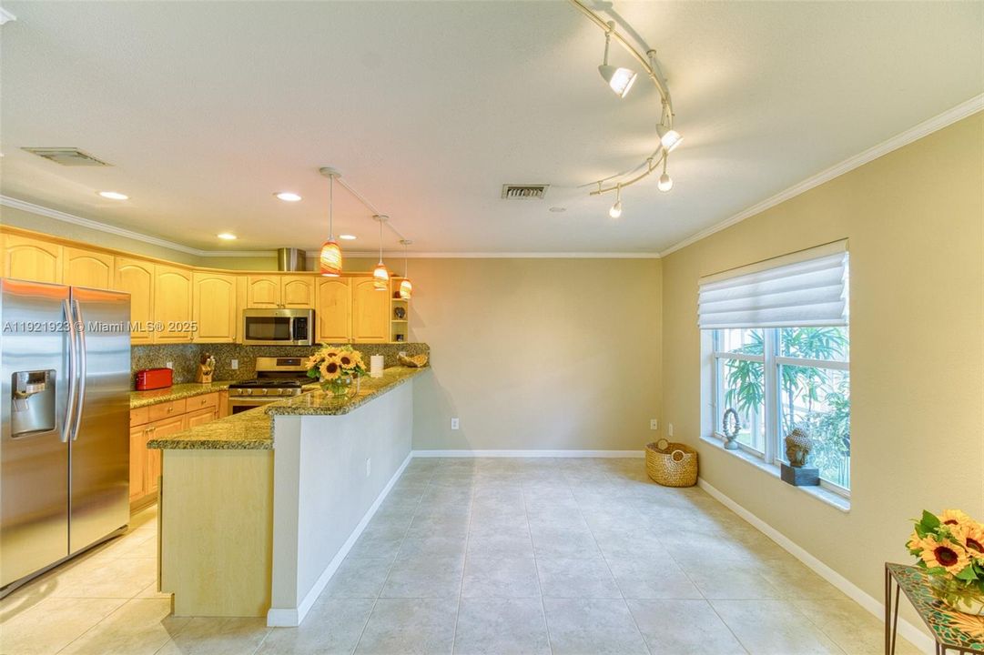 For Sale: $624,900 (3 beds, 2 baths, 1757 Square Feet)