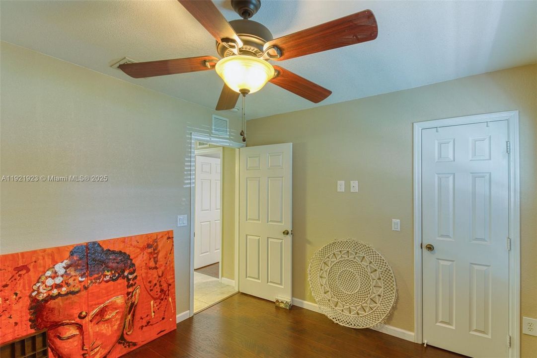 For Sale: $624,900 (3 beds, 2 baths, 1757 Square Feet)