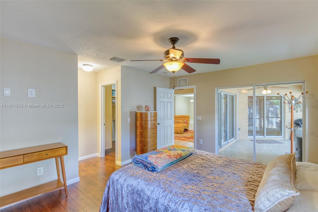 For Sale: $624,900 (3 beds, 2 baths, 1757 Square Feet)