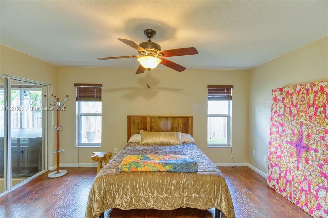 For Sale: $624,900 (3 beds, 2 baths, 1757 Square Feet)